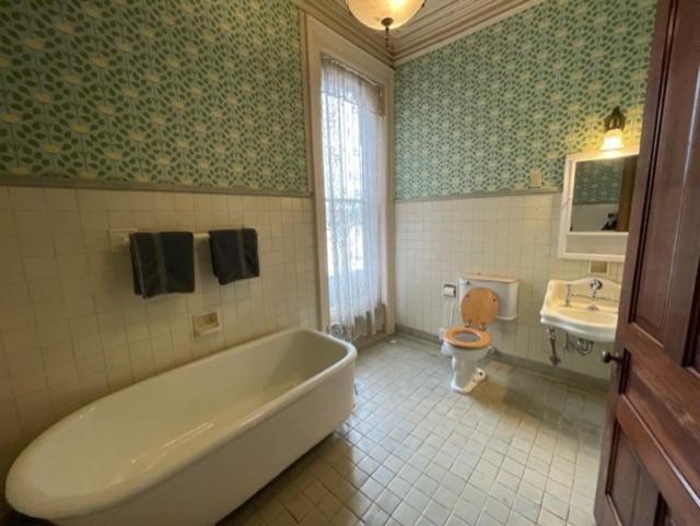 Upjohn Bed & Breakfast Каламазу Екстериор снимка